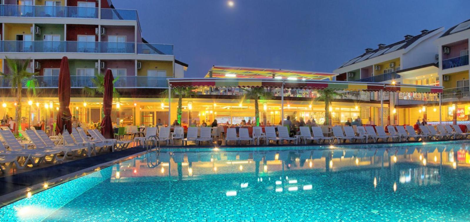 Side Win Hotel & Spa Ngoại thất bức ảnh